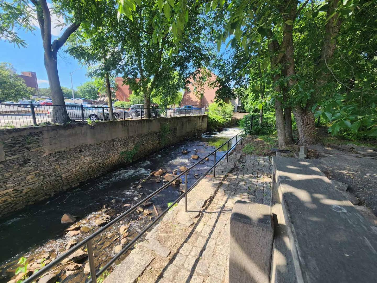 Jennifer'S Riverfront Foundry Apartment Downtown Providence Luaran gambar